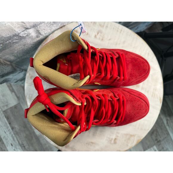 Nike SB Dunk High Chinese New Year CNY Size 9.5 DS 313171-667 main image 9